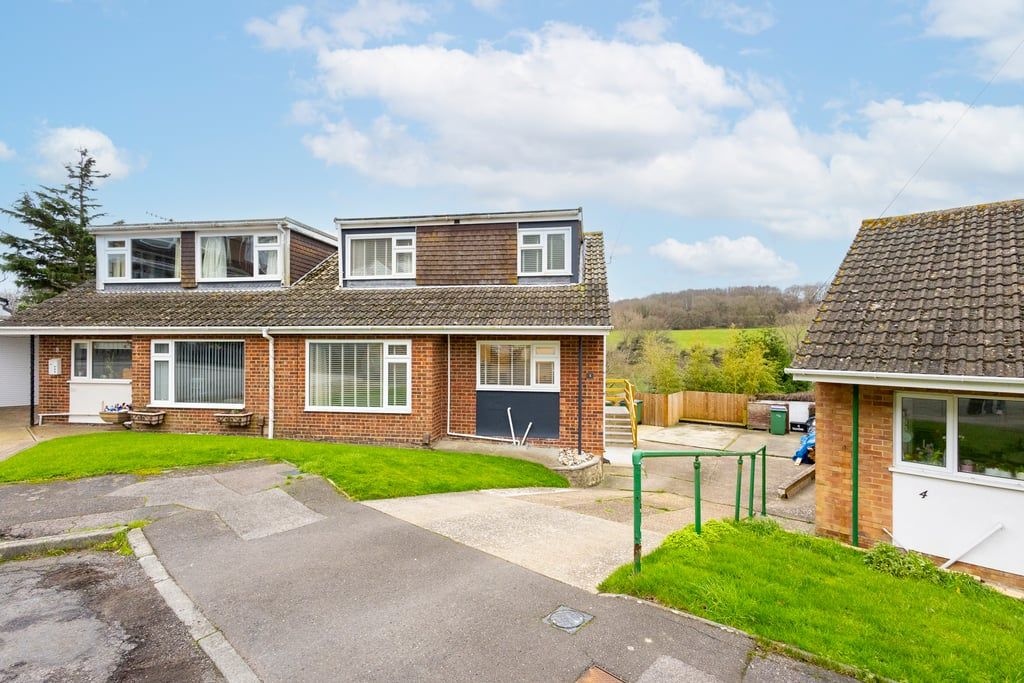 Property photo 1 of 27