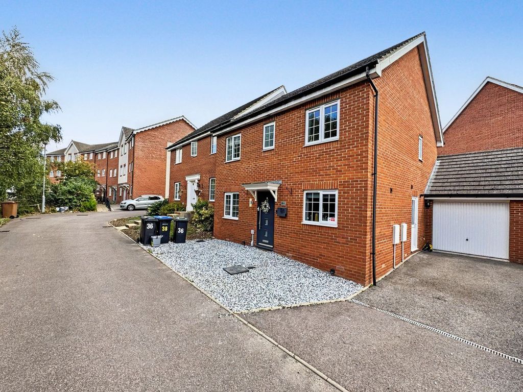 Property photo 1 of 31