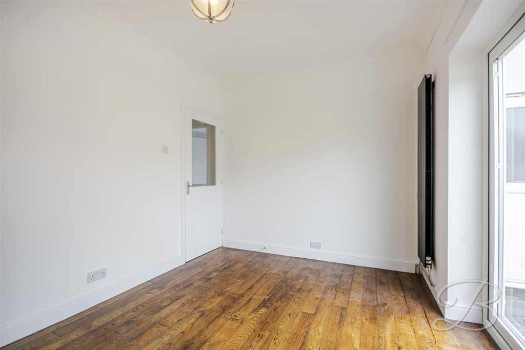 Property photo 3 of 29 Ccltd-16.Jpg