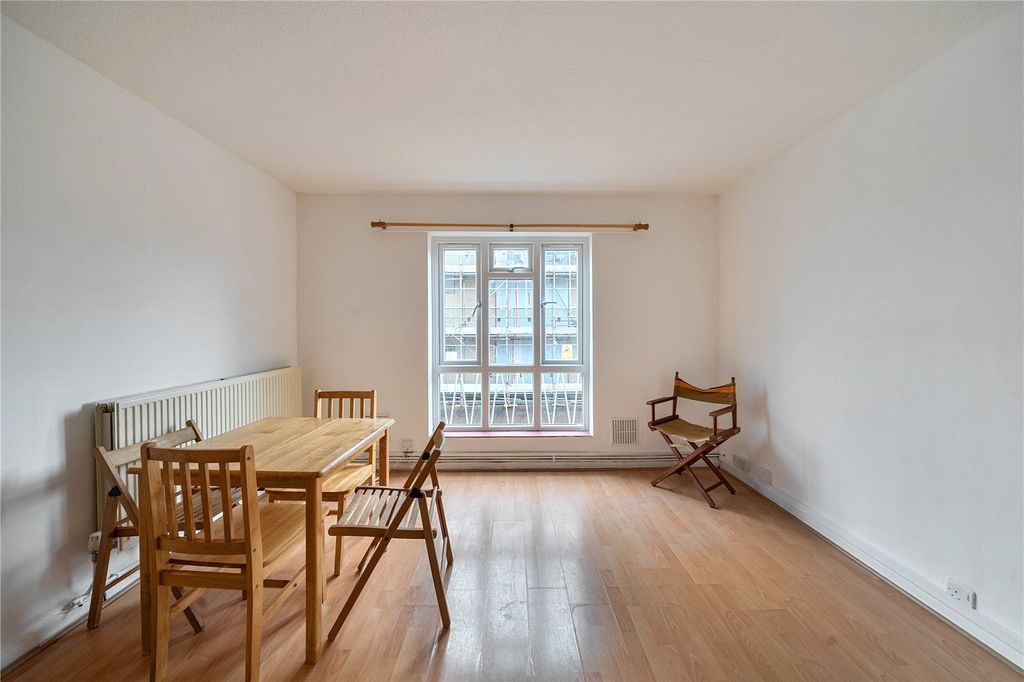 Property photo 2 of 13 Picture No. 12