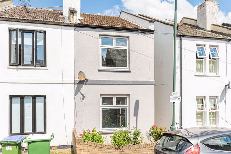 Property photo 1 of 10 External