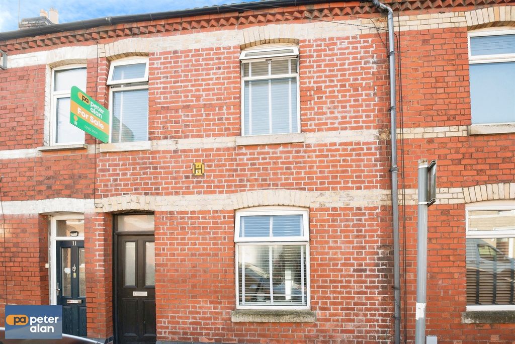 Property photo 1 of 13