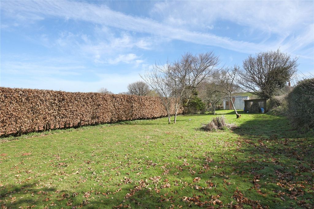 Property photo 1 of 9 Picture No. 05