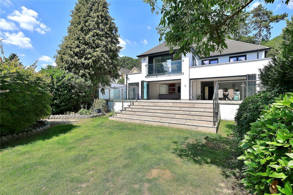 Property photo 1 of 19 Picture No. 03
