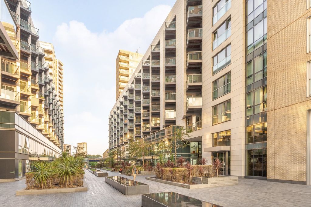 Property photo 1 of 1