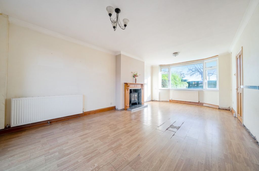 Property photo 2 of 11 1382020-5-692588B8422E2