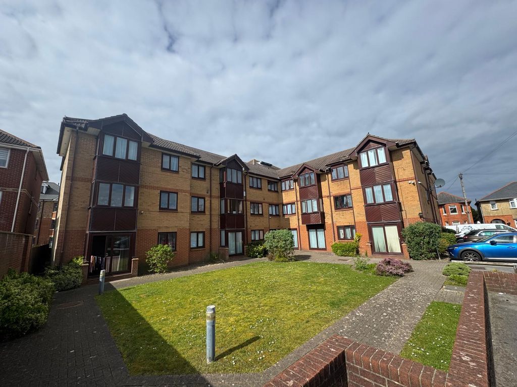 Property photo 1 of 7