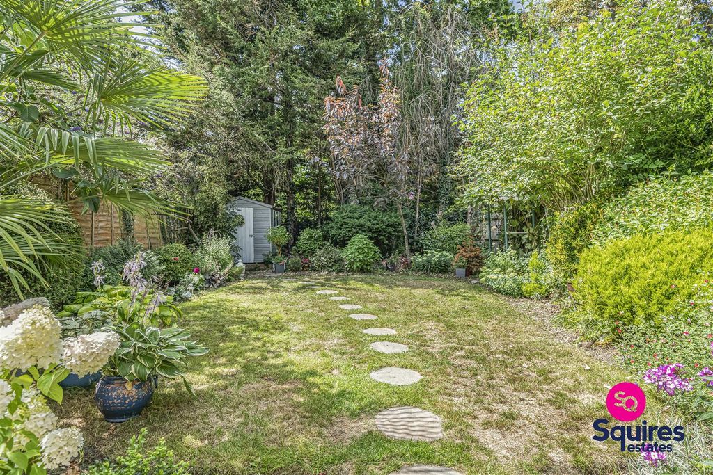 Property photo 3 of 13