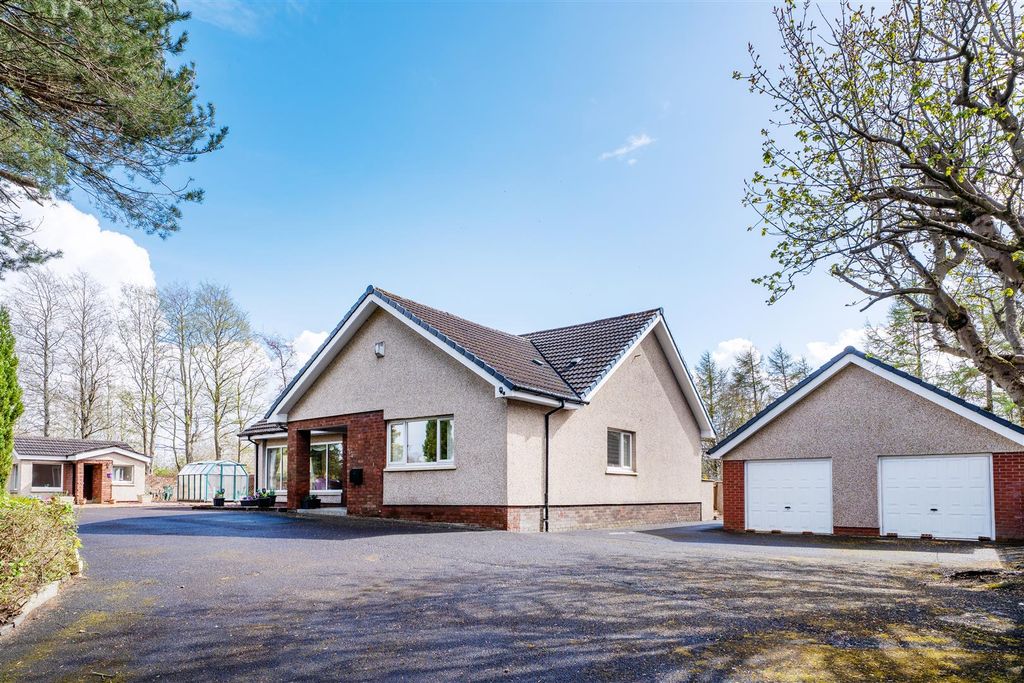 Property photo 3 of 42 14Highst-34.Jpg