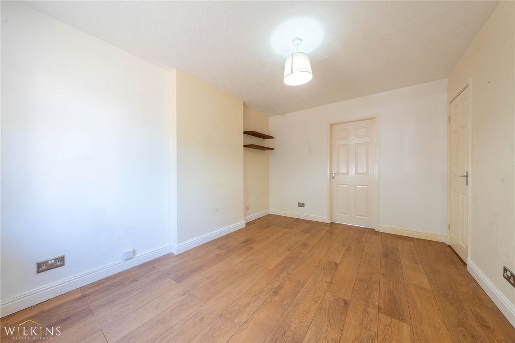 Property photo 3 of 21 Picture No. 13