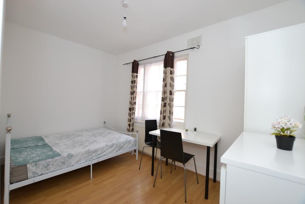 Property photo 3 of 18 Photo 3