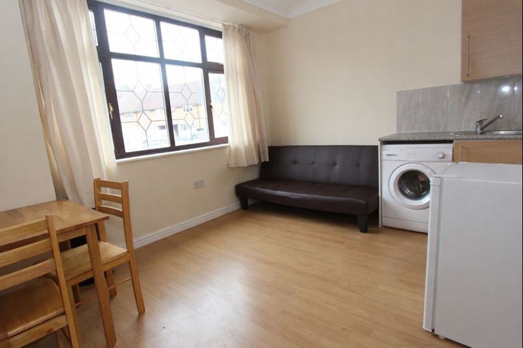 Property photo 1 of 6 Photo 1