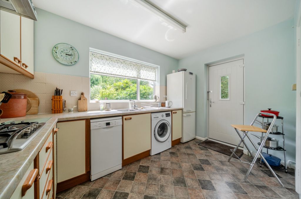 Property photo 3 of 25 1485720-12-6A43Dae685A57