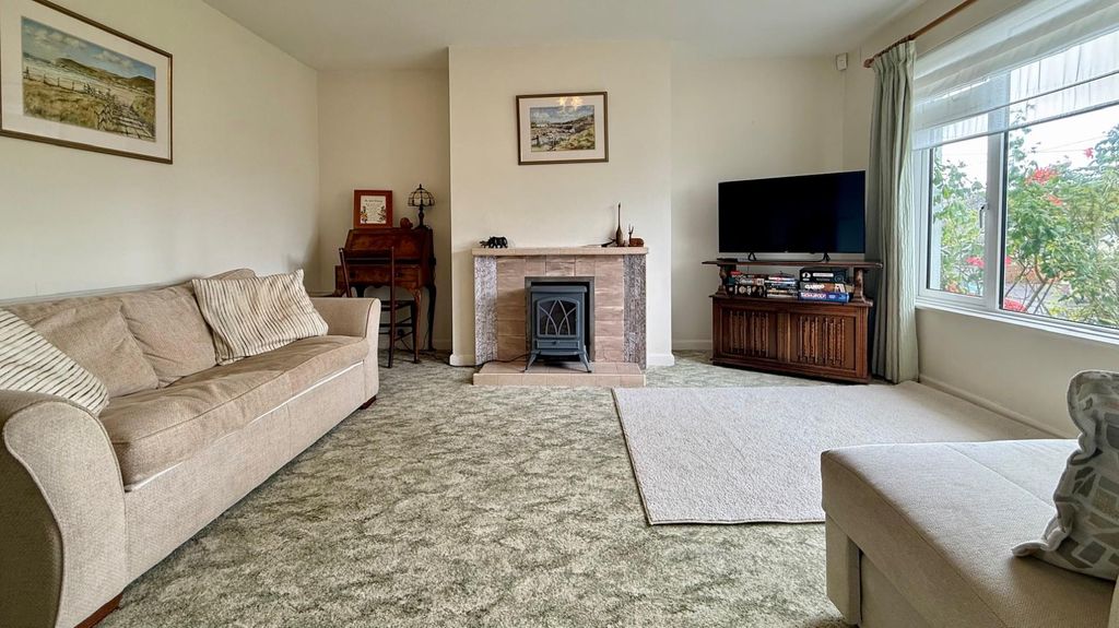 Property photo 3 of 14 14.Jpg