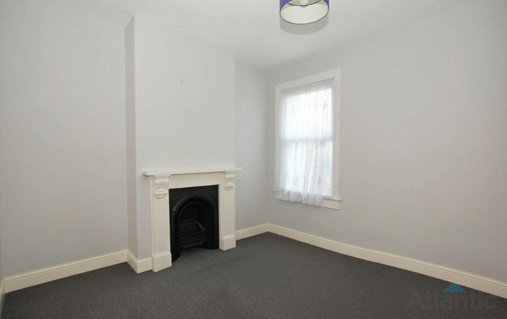 Property photo 3 of 12 Gallery