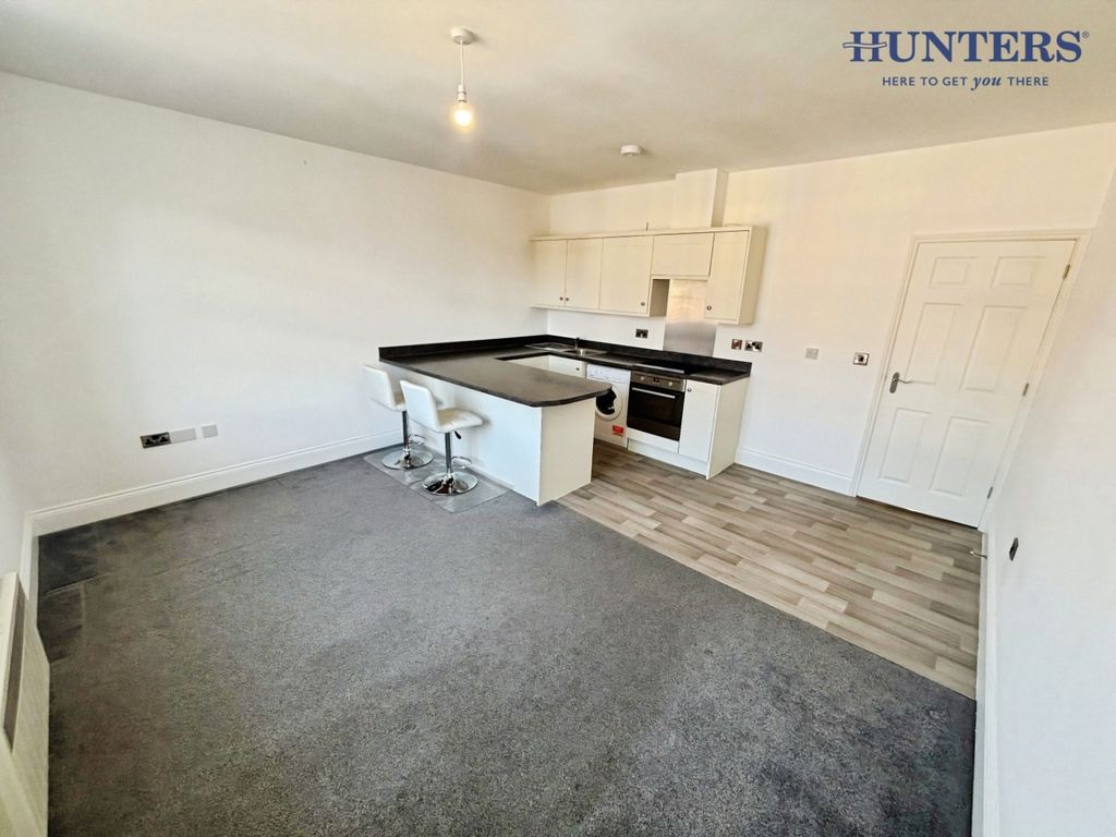Property photo 3 of 6 Pbox-Img.Jpg