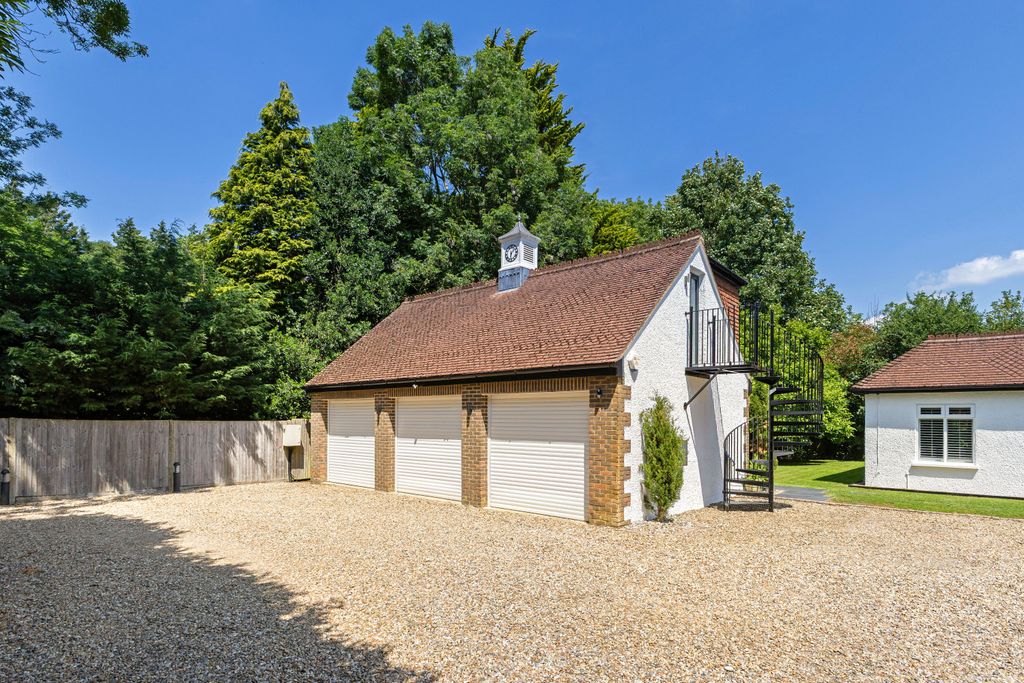 Property photo 1 of 45