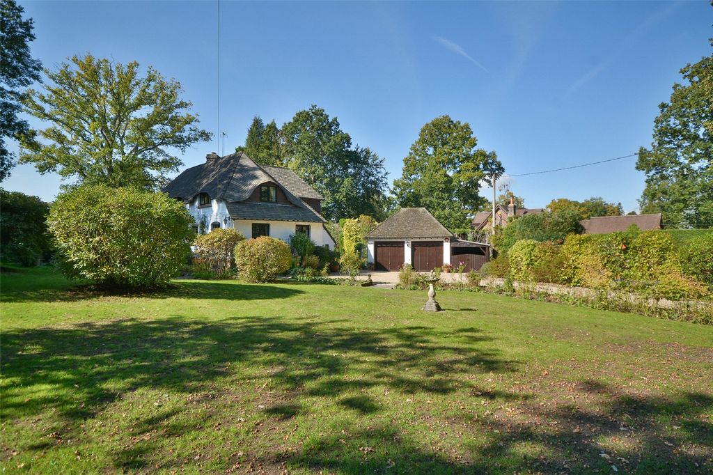 Property photo 3 of 22 Picture No. 32