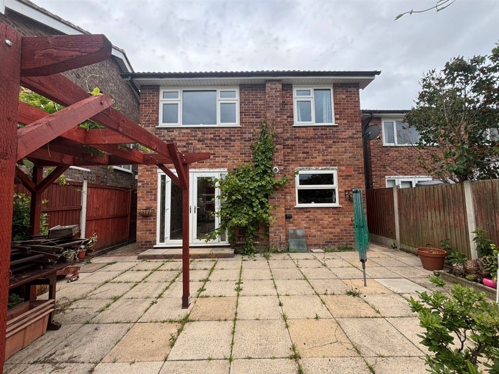 Property photo 2 of 12