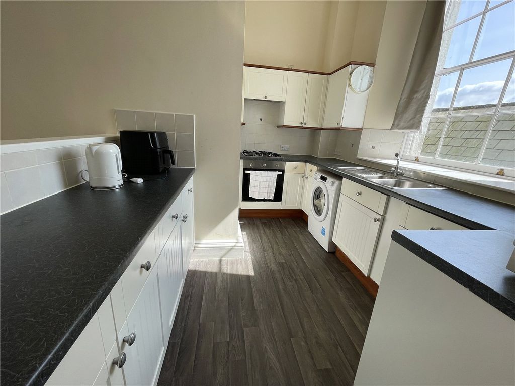 Property photo 2 of 7 Picture No. 04