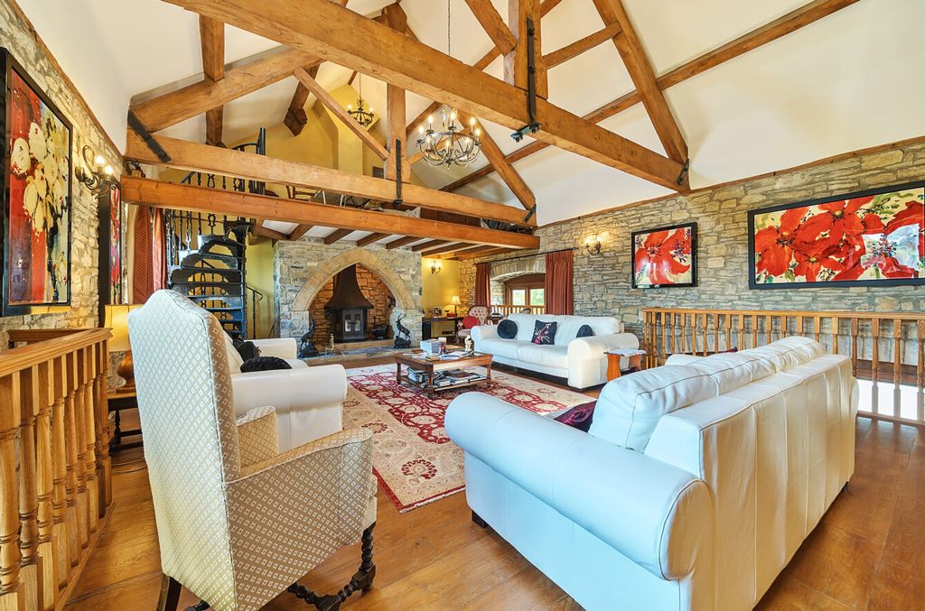 Property photo 3 of 37 1289735 (28).Jpg