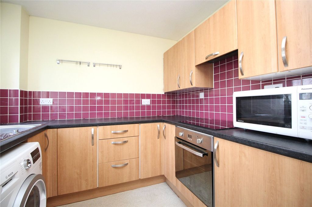 Property photo 3 of 7 Picture No. 09