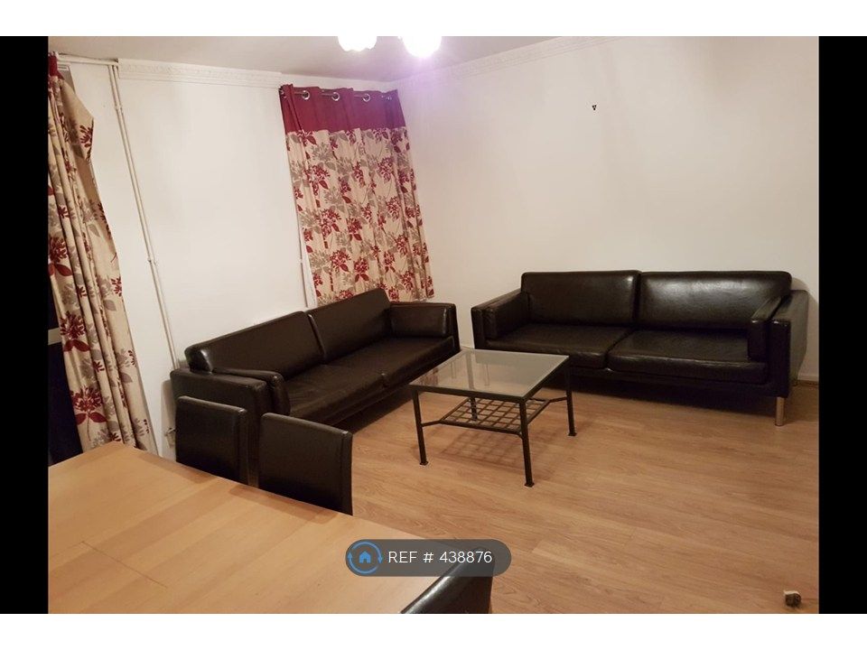 Property photo 1 of 13 Living Room