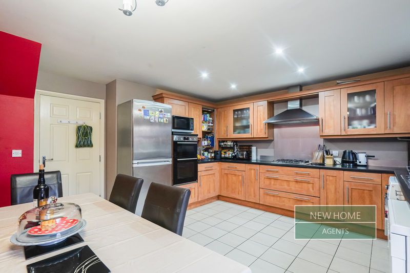 Property photo 3 of 24 Photo 23