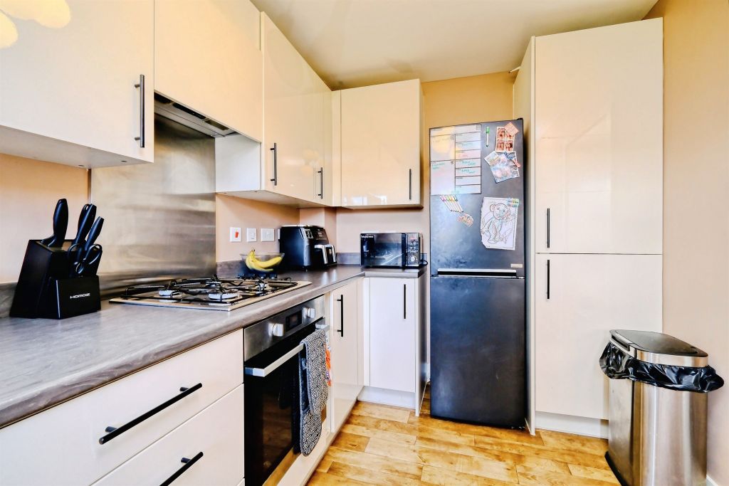 Property photo 3 of 20