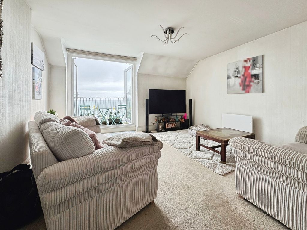 Property photo 2 of 23 Pbox-Img.Jpg