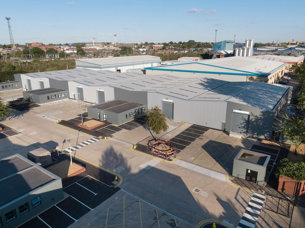 Property photo 3 of 3 Iw021019CC001.Jpg