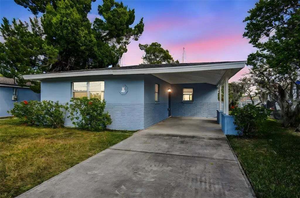 Property photo 1 of 20
