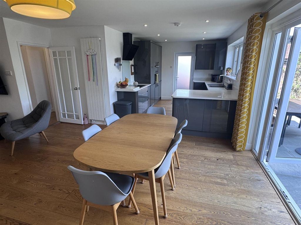 Property photo 3 of 17 Dining Room Into Kitchen.Jpg