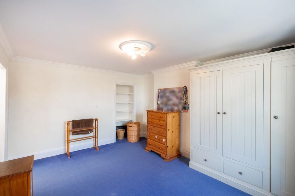 Additional image 17 of 5 bed detached house for saleRoute De La Charruée, Vale, Guernsey GY6