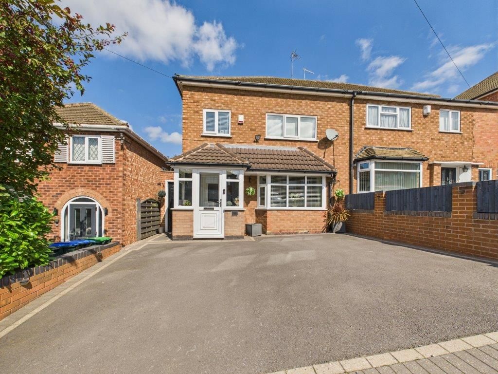 Property photo 1 of 31