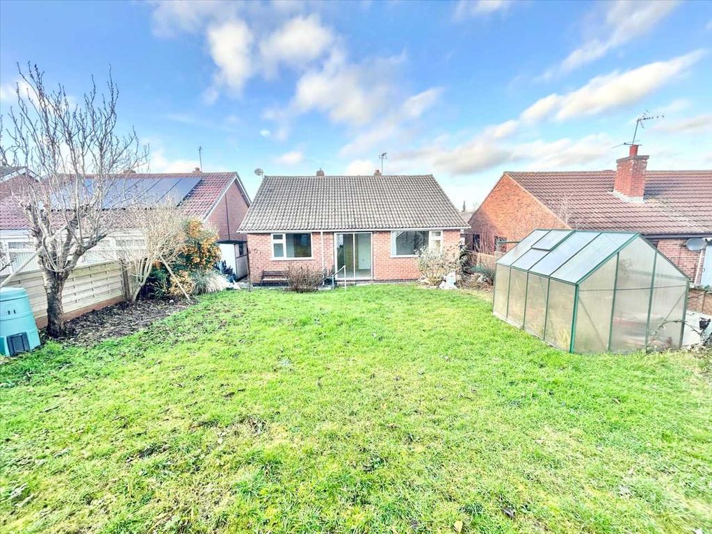 Property photo 2 of 21