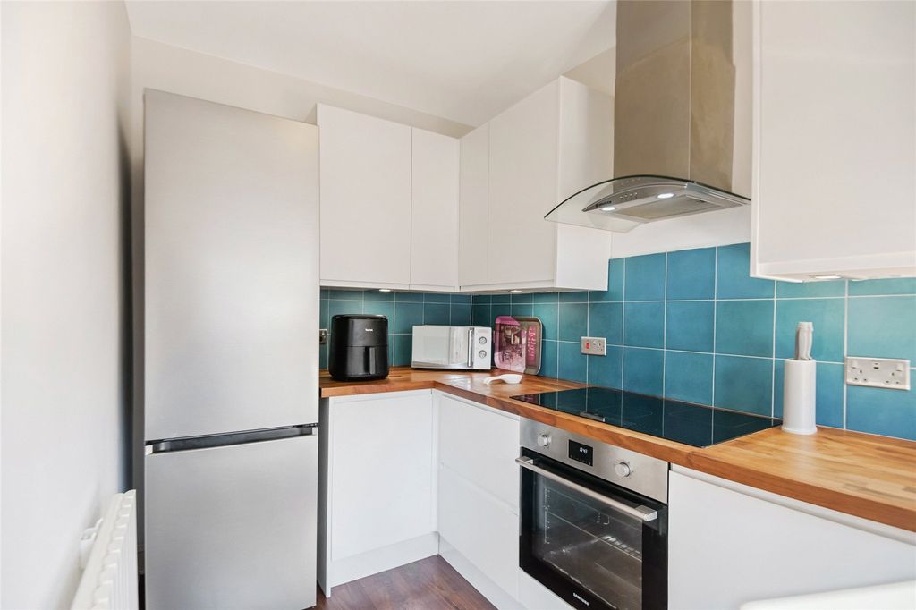 Additional image 8 of 3 bed flat for saleKingsbridge Drive, Rutherglen, Glasgow, South Lanarkshire G73