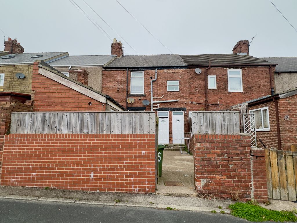 Property photo 1 of 28