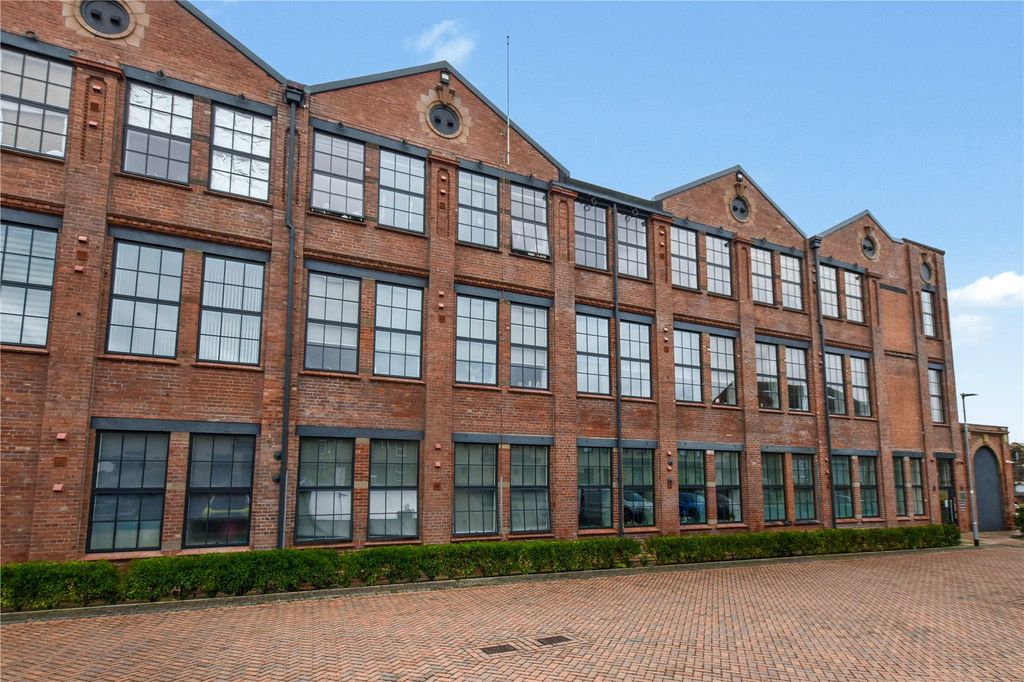 Property photo 1 of 11 Picture No. 15