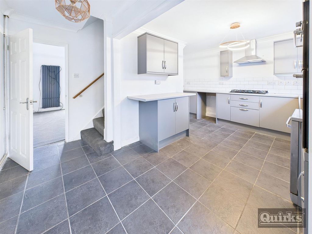 Property photo 2 of 13 Cam02342G0-Pr0152-Still001.Jpg