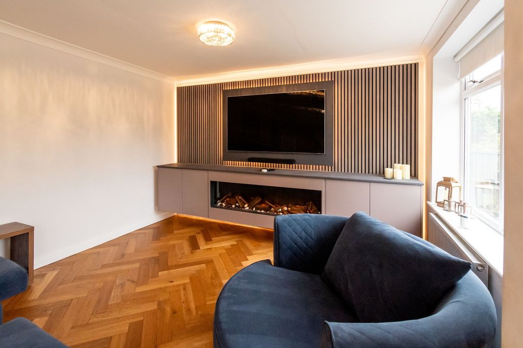 Property photo 3 of 37