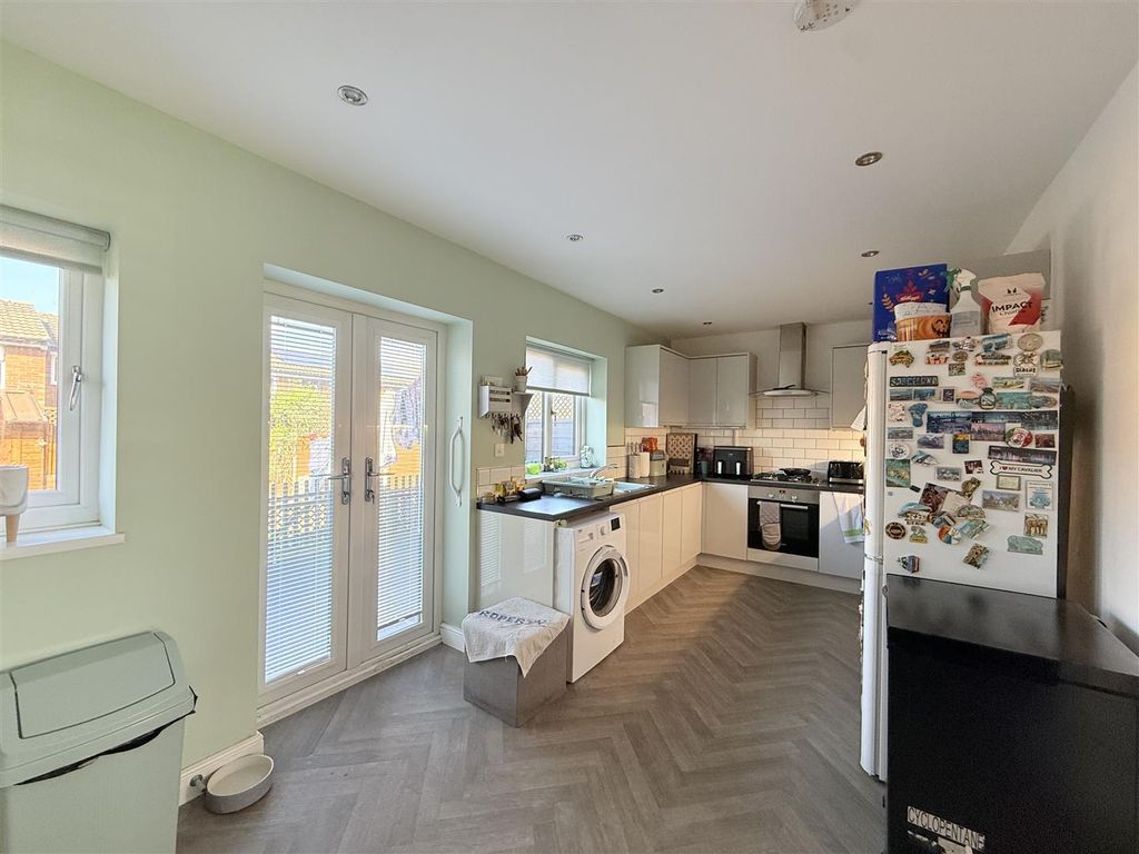 Property photo 3 of 13 Img_5221.Jpeg