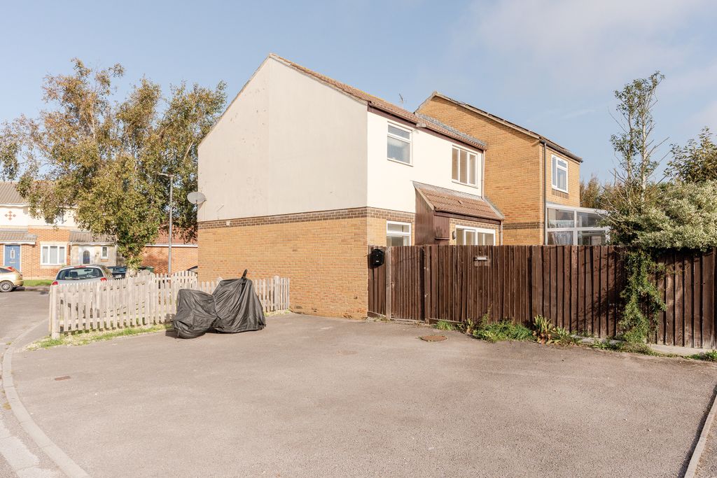 Property photo 2 of 18 Photo 1