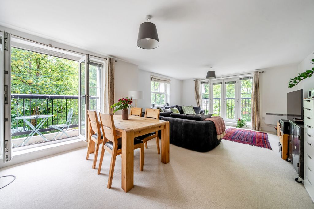 Property photo 3 of 17 1477500-14-6A2963...