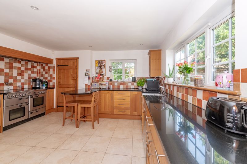 Property photo 3 of 24 Photo 3