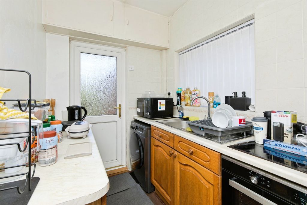 Property photo 3 of 19