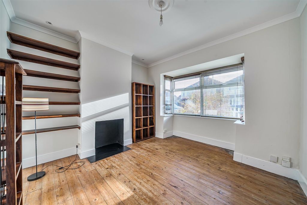 Property photo 2 of 15 1383565-4-691c806d789Ed.Jpg