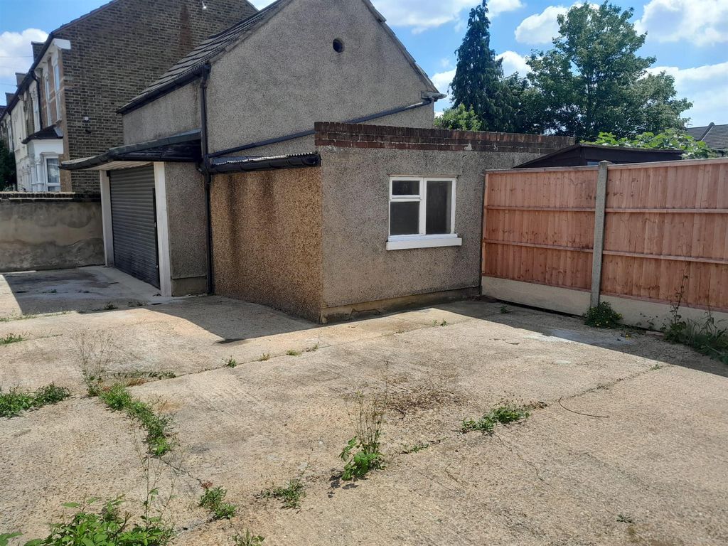 Property photo 3 of 3 Photo 2