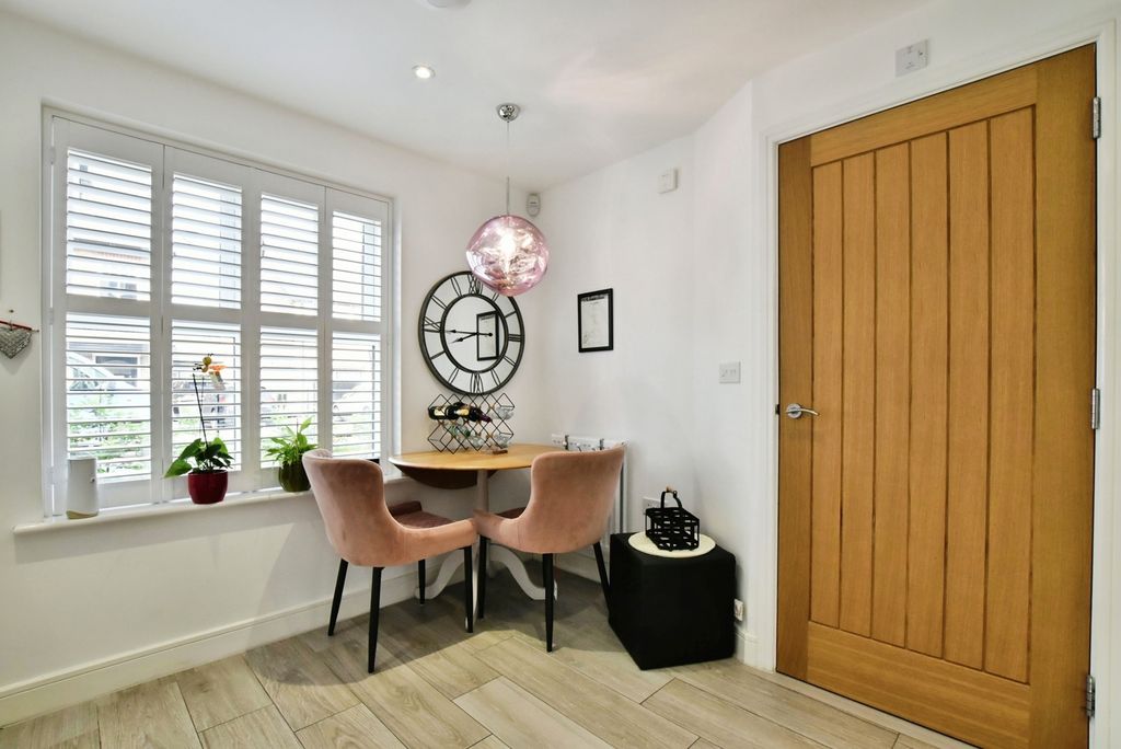 Property photo 3 of 15 Breakfast Area