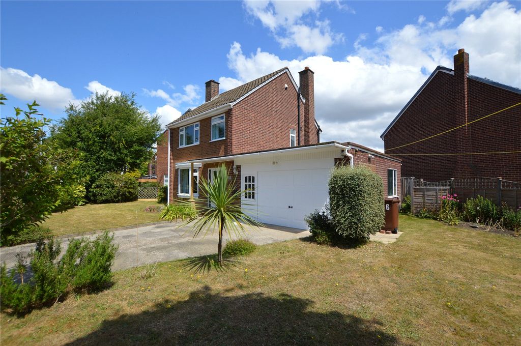 Property photo 1 of 28 Picture No. 34